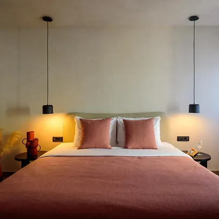 Andromeda & Otel
