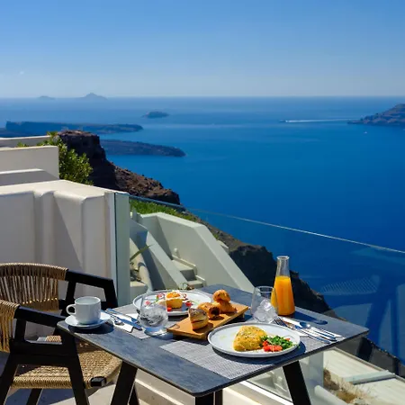 Andromeda & Otel Imerovigli (Santorini)